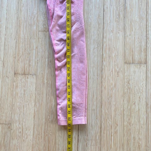 Women’s Gymshark Ombre Peach/Pink Seamless Leggings, Size M - Picture 6 of 10
